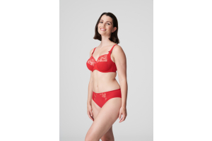 Primadonna Deauville a Must have for those who require extra support - this season in Scarlet
